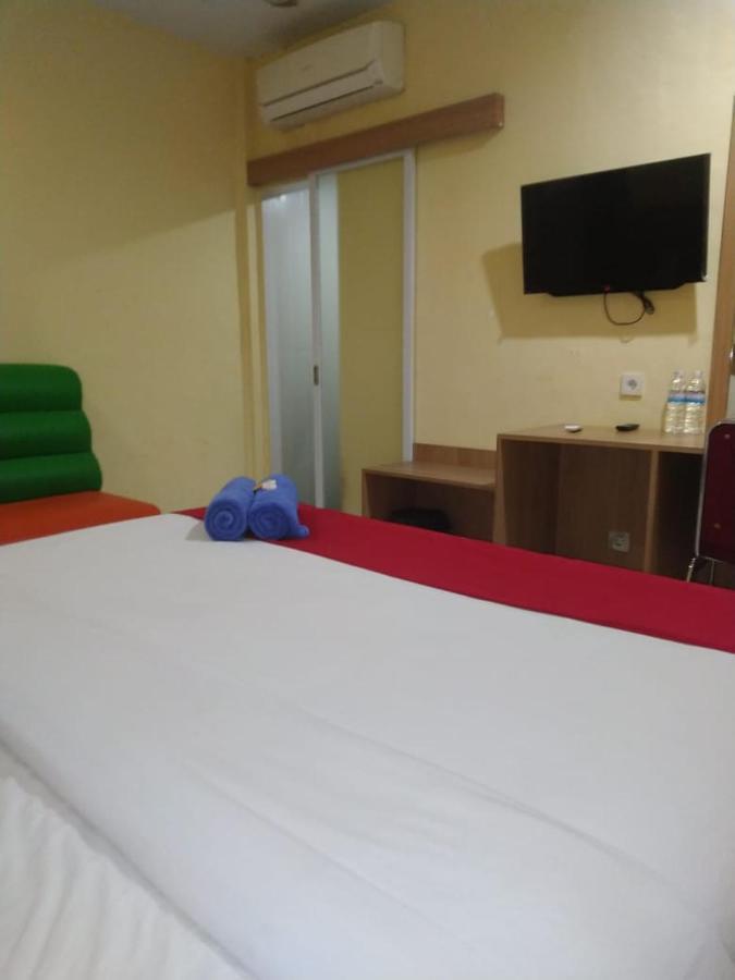 Hotel Mayang Sari 1 Jambi Exterior foto